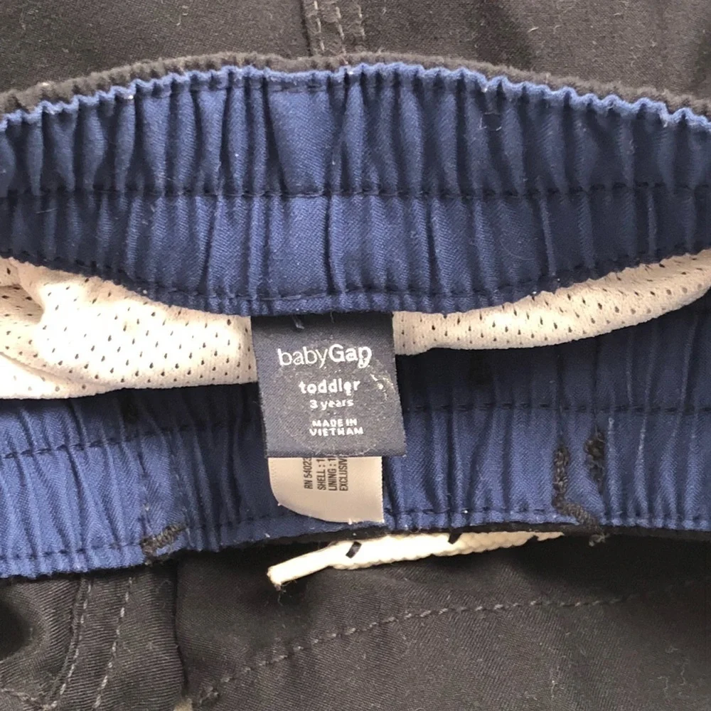 Gap black blue white guitar graphic mesh lined drawstring swim trunks